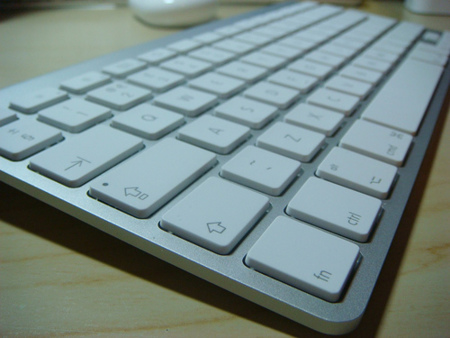 Un "hack" a los teclados de Apple permite obtener control total del Mac conectado