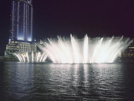 Vídeo: la fuente de Dubai en funcionamiento