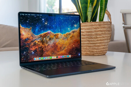 MacBook Air M2