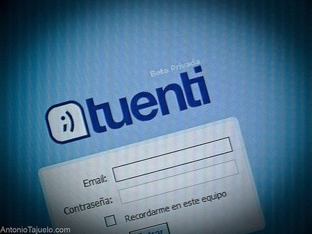 Movistar, el Tuenti por SMS para estar al minuto informado