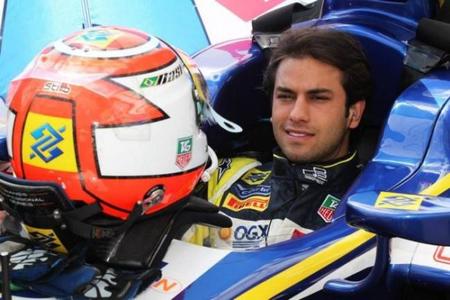 Bernie Ecclestone propone a Felipe Nasr como piloto de Toro Rosso