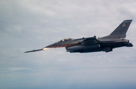 F-16