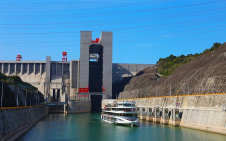 Three Gorges Dam Ship Lift