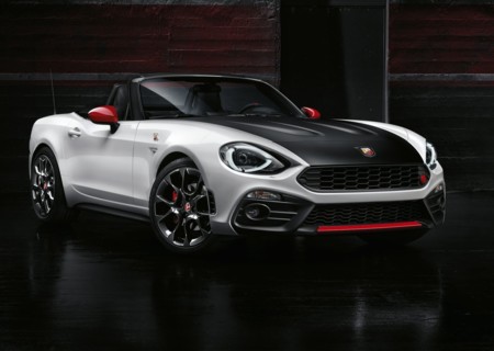 Esto es lo que tendrás que pagar por llevar la melena al viento en el Abarth 124 Spider