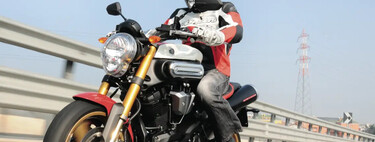 A unos ingenieros japoneses de Yamaha se les ocurrió copiar a Harley-Davidson hace 22 años. Acabaron creando la MT, la MotoGP de las Harley 