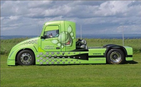 Mean Green, el híbrido con el que Volvo Trucks espera volver a batir el récord de velocidad de camiones