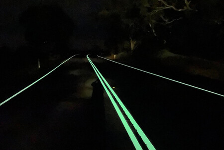 Carretera Oscuridad Brilla