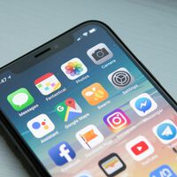 La tendencia de los consumidores "sentencia" a los móviles nuevos. El mercado de segunda mano crece en 2023 y confirma su tendencia al alza