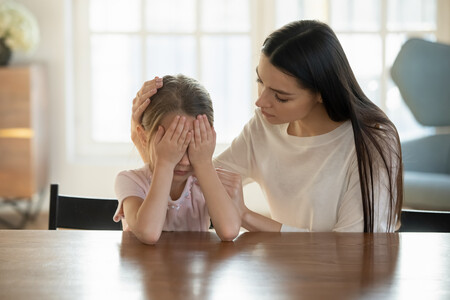 La caja de la calma para ayudar al niño a tranquilizarse ante un estallido emocional: en qué consiste y cómo utilizarla