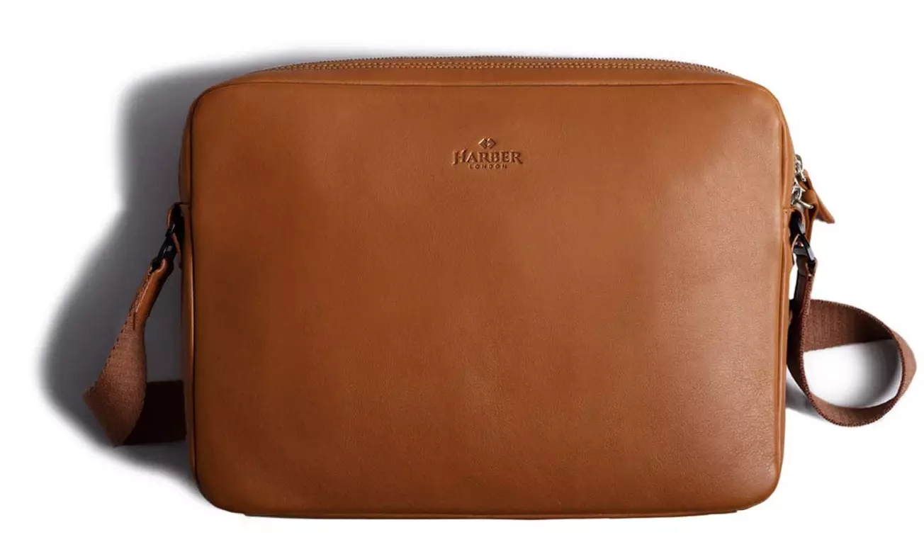 MacBook用レザーメッセンジャーバッグ