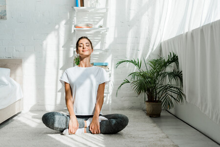 Si sufres de insomnio, estas cinco asanas de Yoga te ayudan a conciliar el sueño