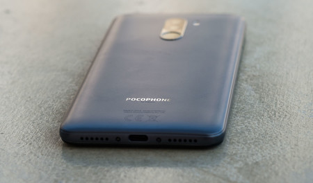 Cazando gangas: llévate el Poco F1, el Mi Mix 2S, el Honor 10 o el Zenfone 5 al mejor precio