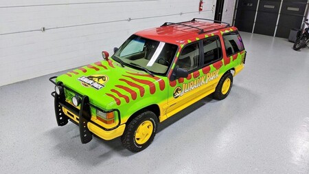 Esta Ford Explorer inspirada en Jurassic Park será subastada en unos días a través de Barret Jackson