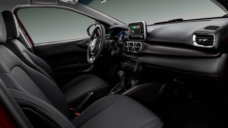 Fiat Cronos Interior
