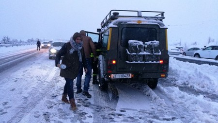 Avalancha de acusaciones tras el caos en las carreteras por la nieve