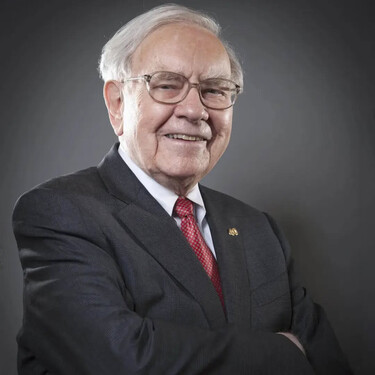 Warren Buffett contra la cultura del 'estar ocupado': porqué trabajar más no es trabajar mejor y de cómo el éxito llega al enfatizar una sola palabra 