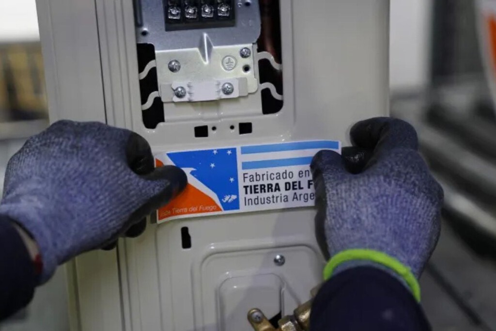 Las fábricas de Tierra del Fuego ya venden a toda la Argentina con precios hasta 30% más bajos: qué productos tecnológicos se pueden comprar y cómo hacerlo