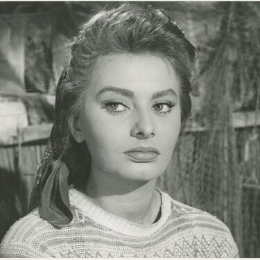 La frase de Sophia Loren sobre la belleza de hacerse mayor: "Envejecer no va de cuántos años han pasado, sino de todo lo que has vivido"