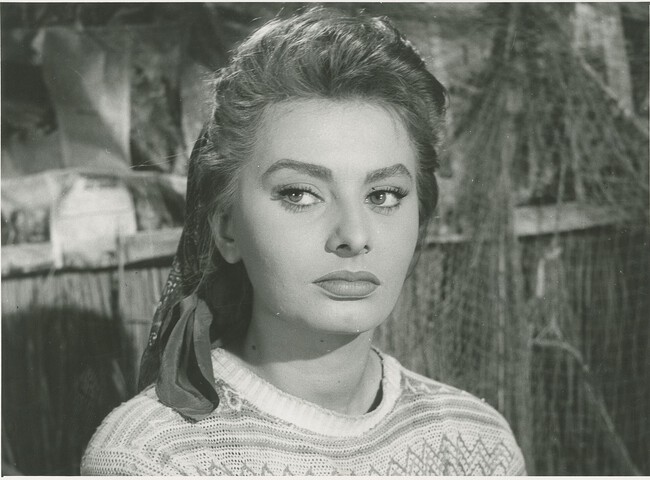 Photo The Italian Actress Sophia Loren In A Scene From La Donna Del Fiume A 1955 Film Directed By Mario Soldati 1954 Touring Club Italiano 04 1416