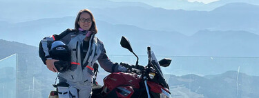La moto como "terapia" y "batalla". Esta mujer superó un cáncer de mama y gastó su segunda vida en montar en moto 
