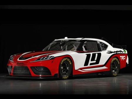 ¡Confirmado! Este es el Toyota Supra que correrá en NASCAR
