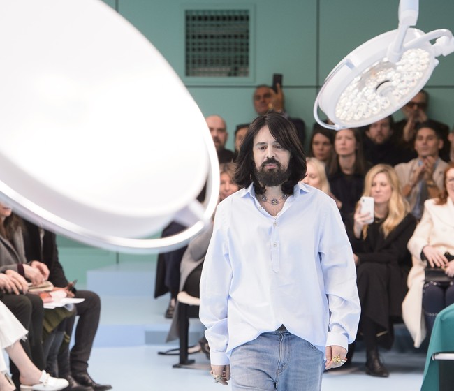 Gucci Donacion Armas