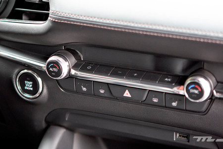 Mazda 3 Skyactiv G Prueba 0379