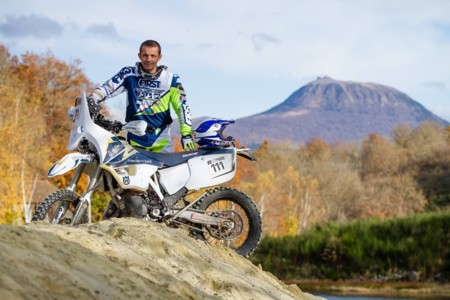 El reto de Sylvain Espinasse: acabar el Dakar con una 125 de dos tiempos