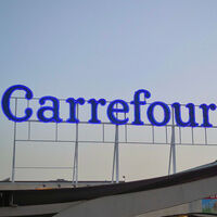 Carrefour tiene la baliza V16 barata (y homologada), que te evitará multas de la DGT en el 2.026