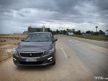 Peugeot 301 Prueba Cuba