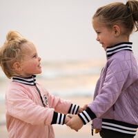 Si enseñas a tus hijos estas frases de cortesía, estará mejor educado que la mayoría de los niños 