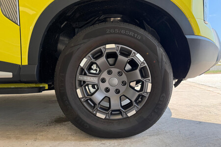 Nissan Frontier Phev 11