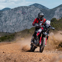Hace 16 años un español inició la vuelta al mundo en moto más épica que existe. La ha acabado ahora en el lugar más simbólico 
