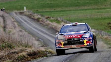 Sébastian Loeb sigue líder en el Rally de Nueva Zelanda con Mikko Hirvonen al acecho