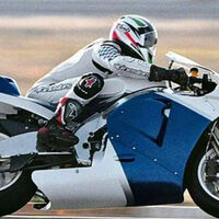 Hace 25 años algunos hombres de BMW crearon un proyecto clandestino para entrar en MotoGP. Fue la moto más peligrosa de la historia de la marca