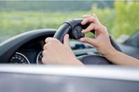 Parrot MKi, la evolución de los sistemas manos libres de instalación