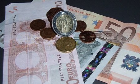 Más deuda es un problema y tiene consecuencias