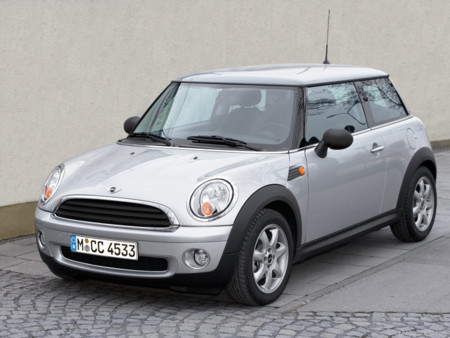 Mini One 2008 800x600 Wallpaper 02