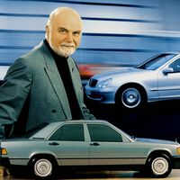 El coche que rompió las reglas Mercedes: el 190 E nació como la opción 'barata' del lujo y se convirtió en una joya atemporal