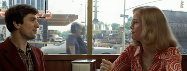 Los tres gestos de comunicación no verbal que hacen las personas cuando no soportan a alguien. Son señales que los delatan 