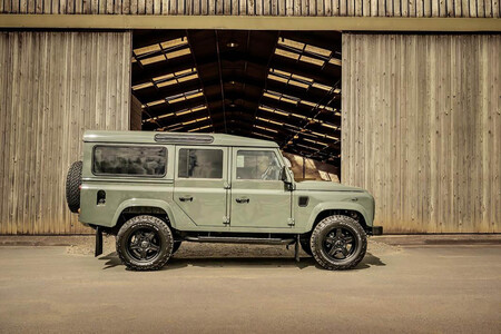 Land Rover Defender 2016 Twisted 05
