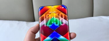 Los iPhone del 20 aniversario apuntan a un cambio de era. La de las "pantallas limpias"