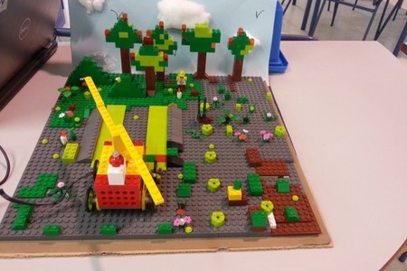 Los alumnos de 4º Primaria participan en la Junior First Lego League 2014