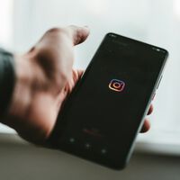 Si la pregunta es si Instagram te espía por el micrófono, el jefe de la red social tiene la respuesta (y una buena explicación) 
