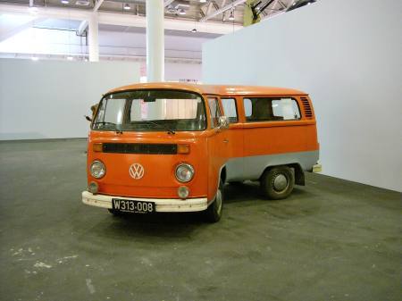 Escultura Erwin Wurm