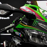 Diez unidades especiales de la Kawasaki Ninja ZX-10R como la de Jonathan Rea en Superbikes salen a la venta por 14.499 euros