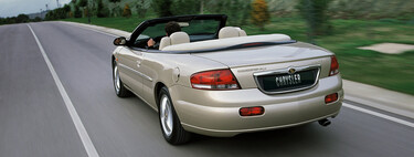 Ha llegado la primavera y me ha dado por buscar descapotables baratos: cinco cabrios con etiqueta de la DGT por menos de 5.000 euros