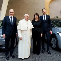 Porque o Vaticano é muito mais do que apenas o Papamóvel, Elli e Volkswagen firmaram parceria com a Santa Sé para fornecer e gerenciar frota de veículos 