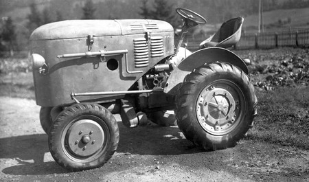 Porsche tractor