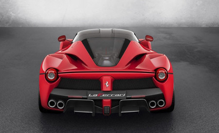 Un paseo en el LaFerrari gracias a este vídeo promocional de Ferrari